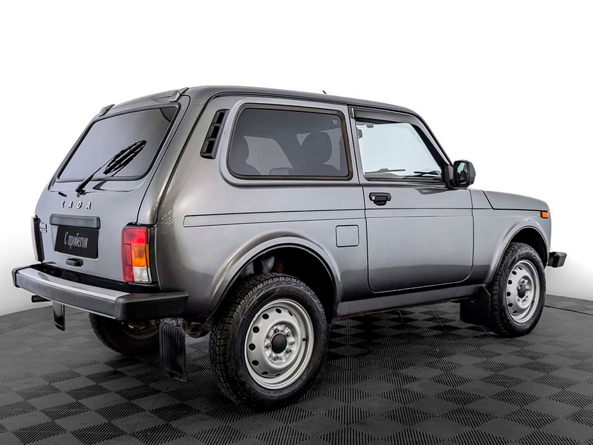 Lada Niva Legend