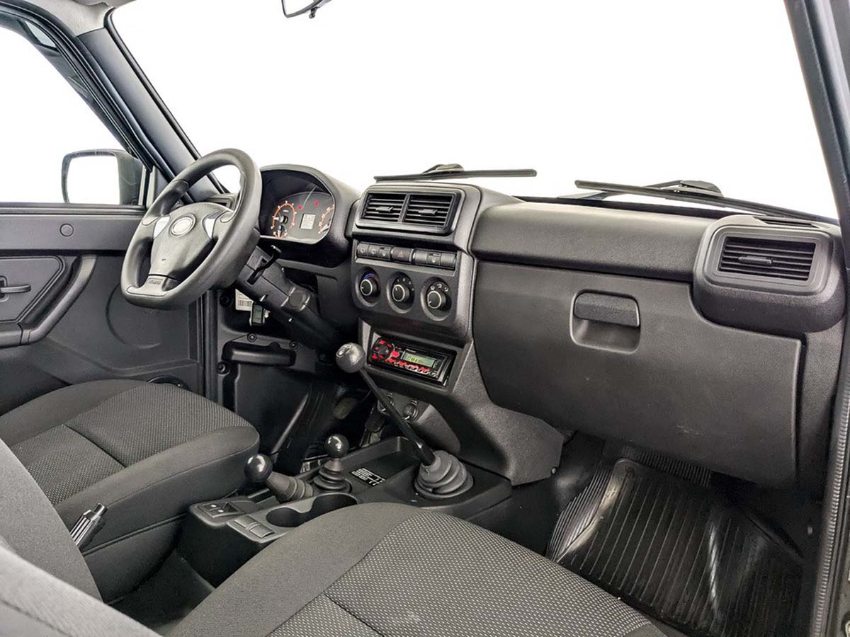 Lada Niva Legend