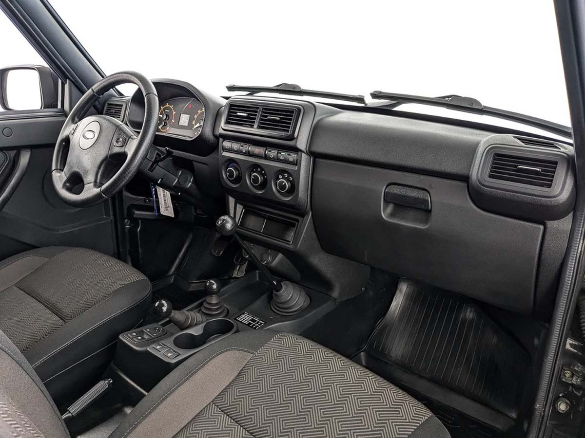 Lada Niva Legend