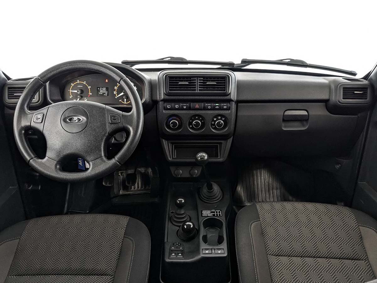 Lada Niva Legend