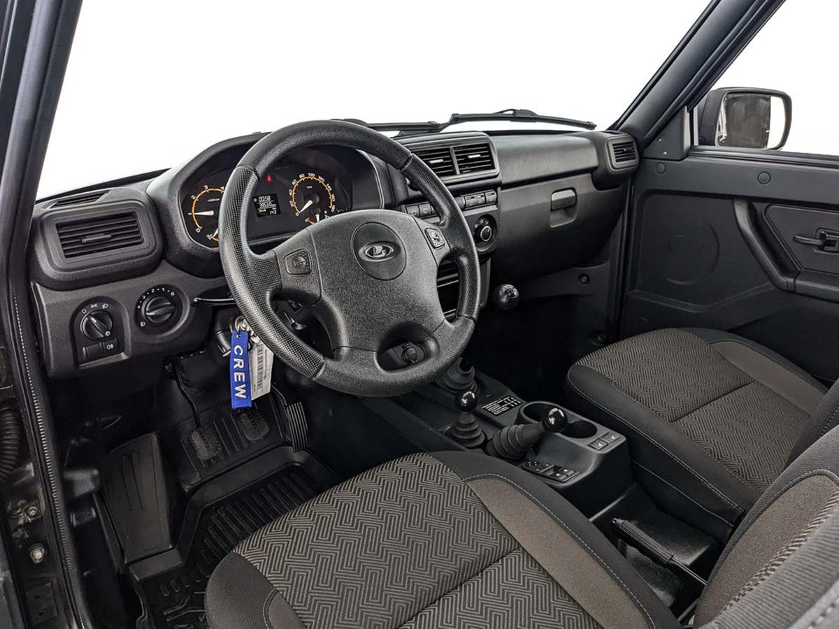 Lada Niva Legend