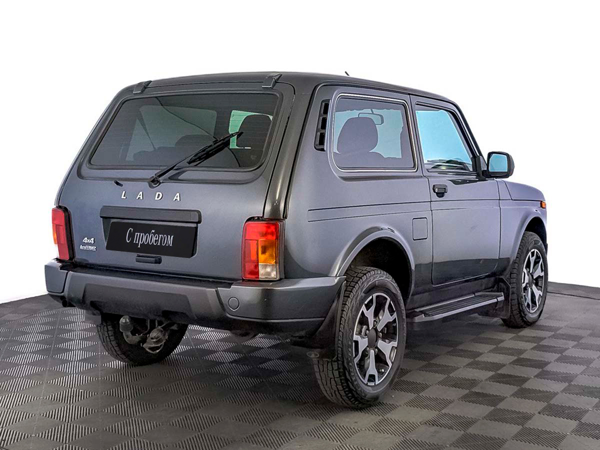 Lada Niva Legend