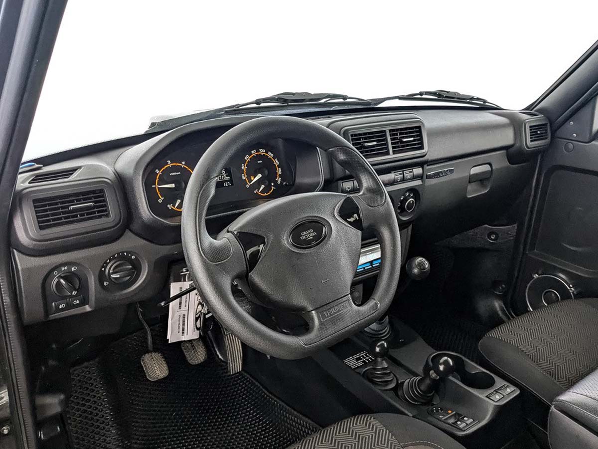 Lada Niva Legend