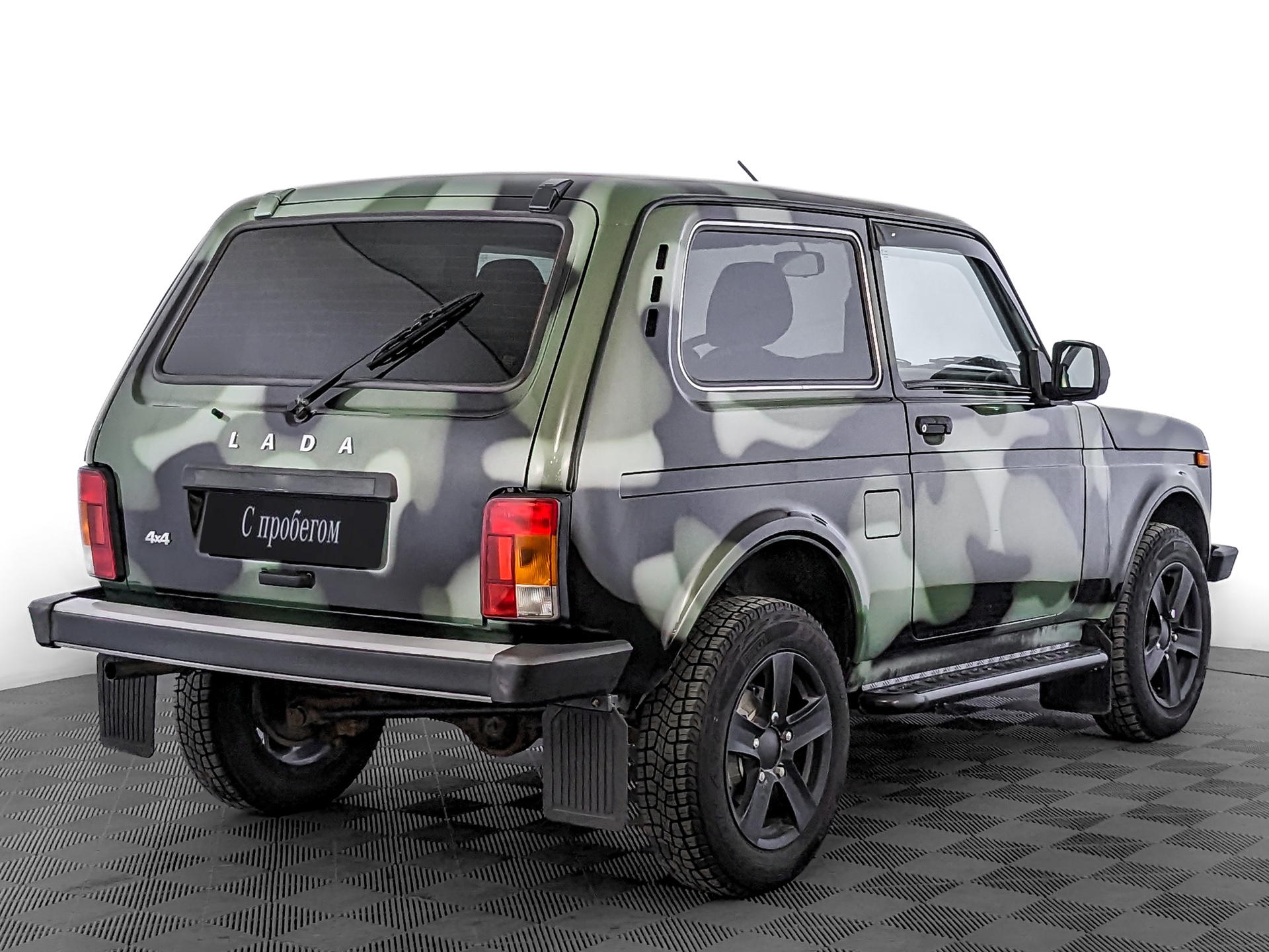 Lada Niva Legend