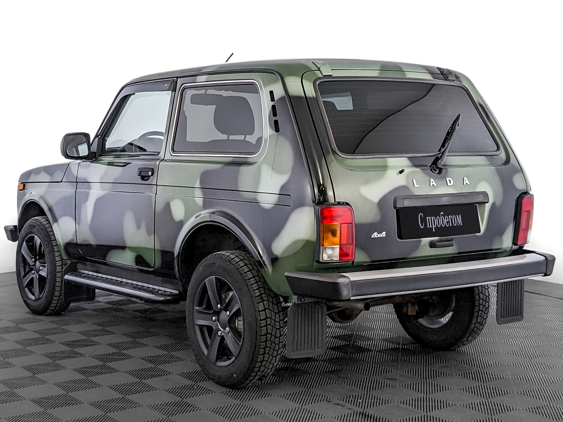 Lada Niva Legend