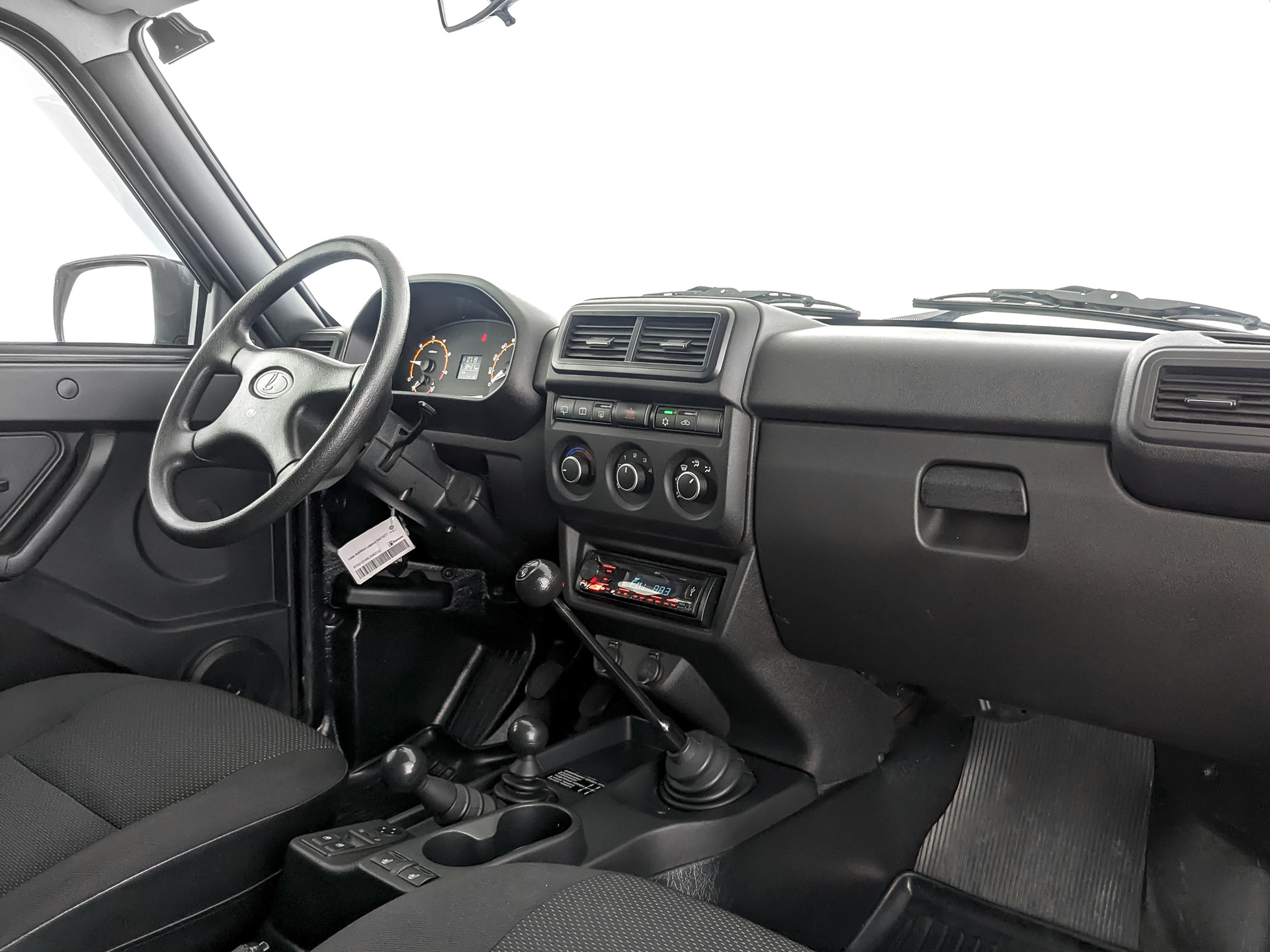 Lada Niva Legend
