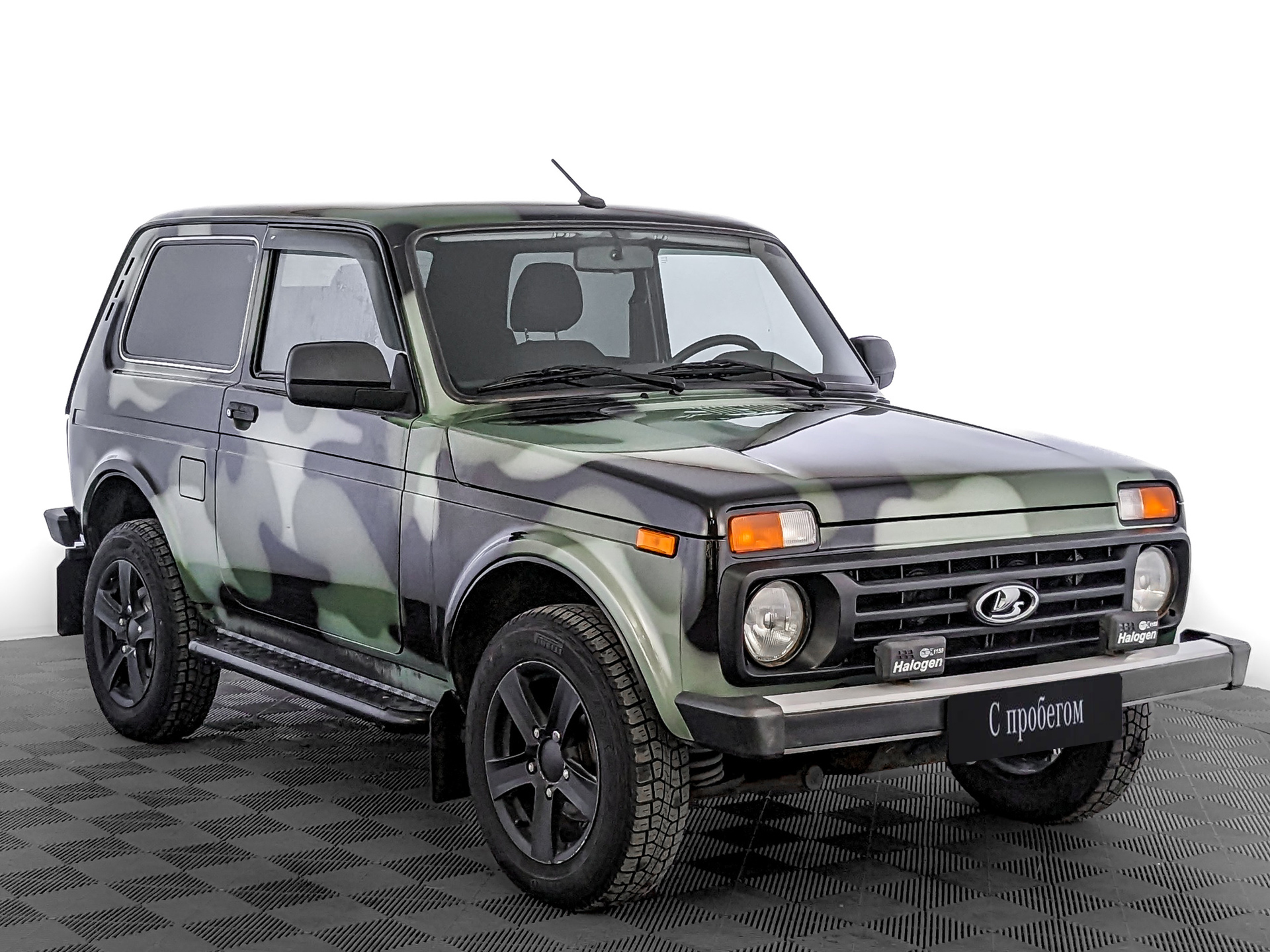 Lada Niva Legend