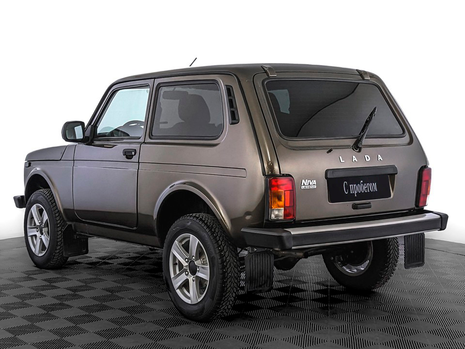 Lada Niva Legend