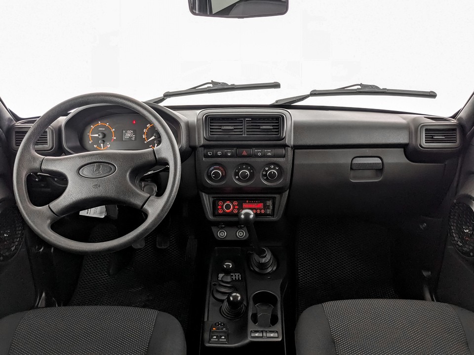 Lada Niva Legend