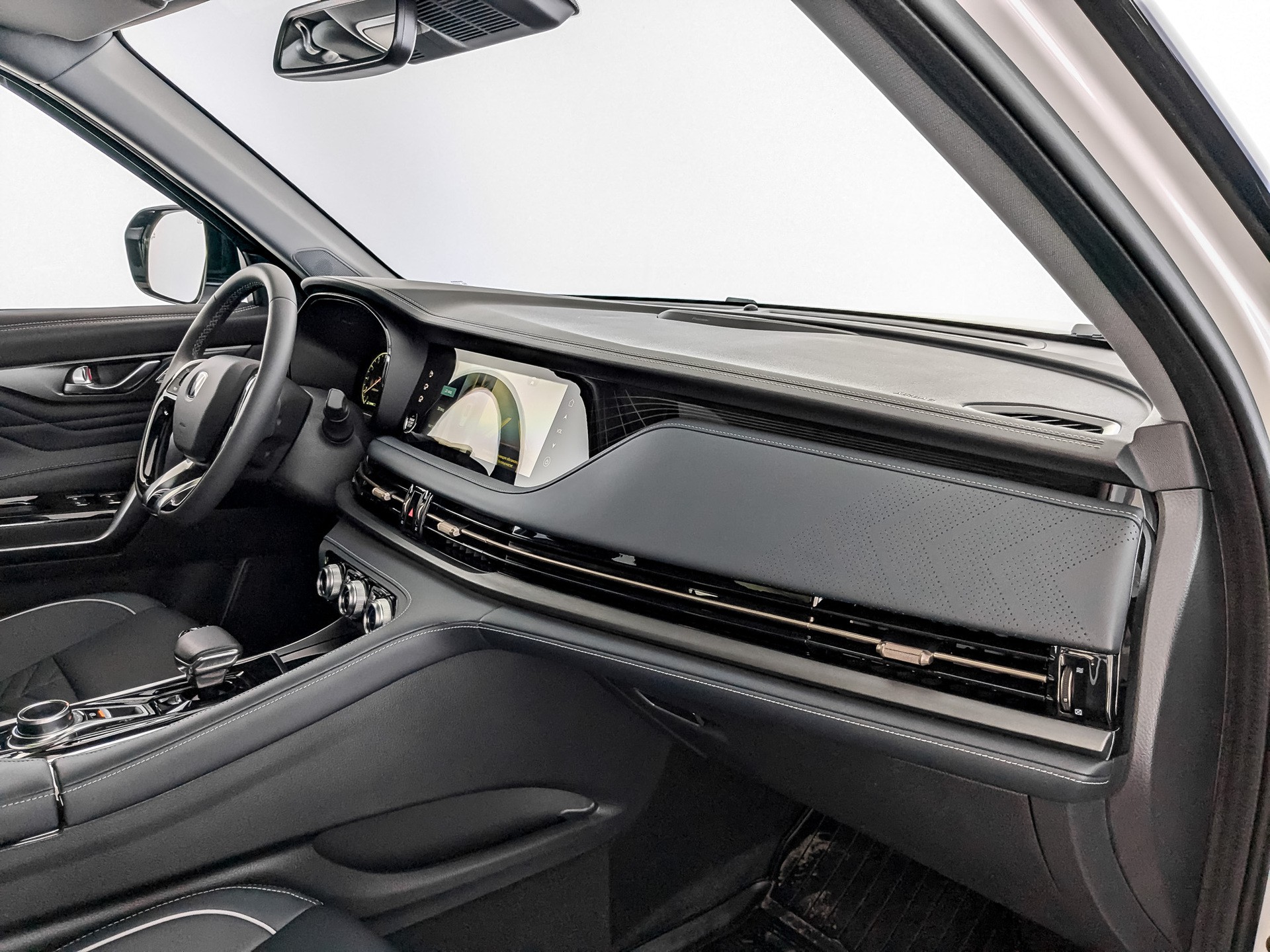 Changan CS95