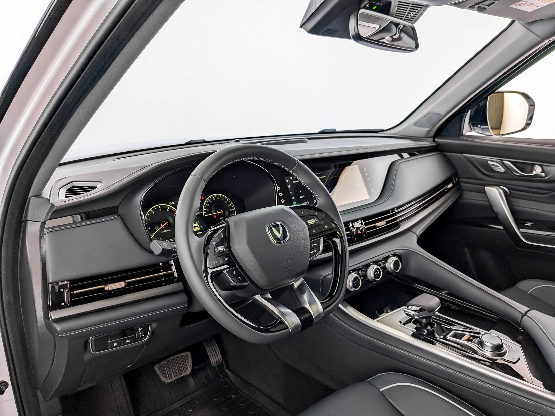 Changan CS95
