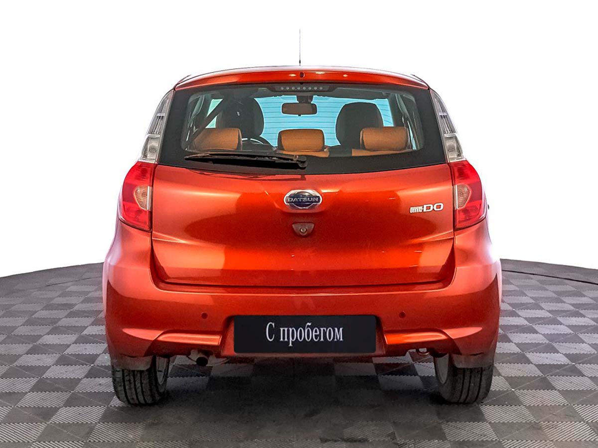 Datsun mi-Do