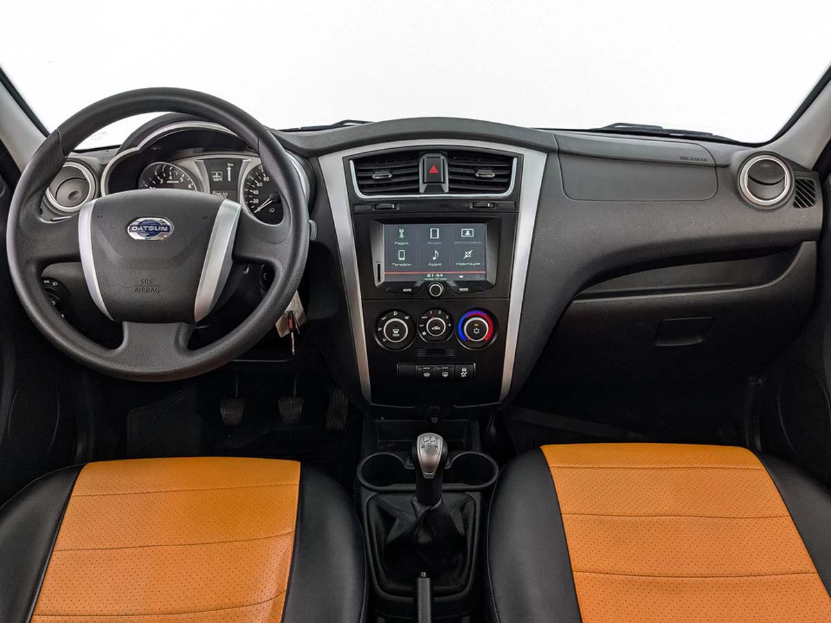 Datsun mi-Do