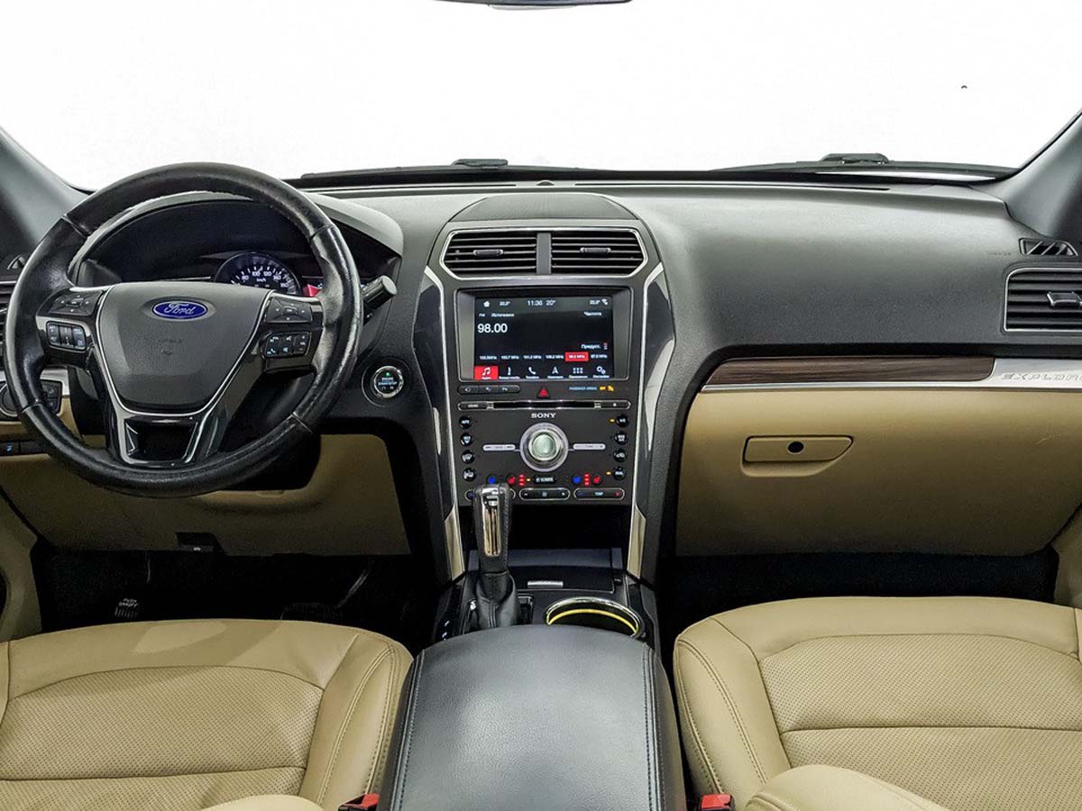 Ford Explorer