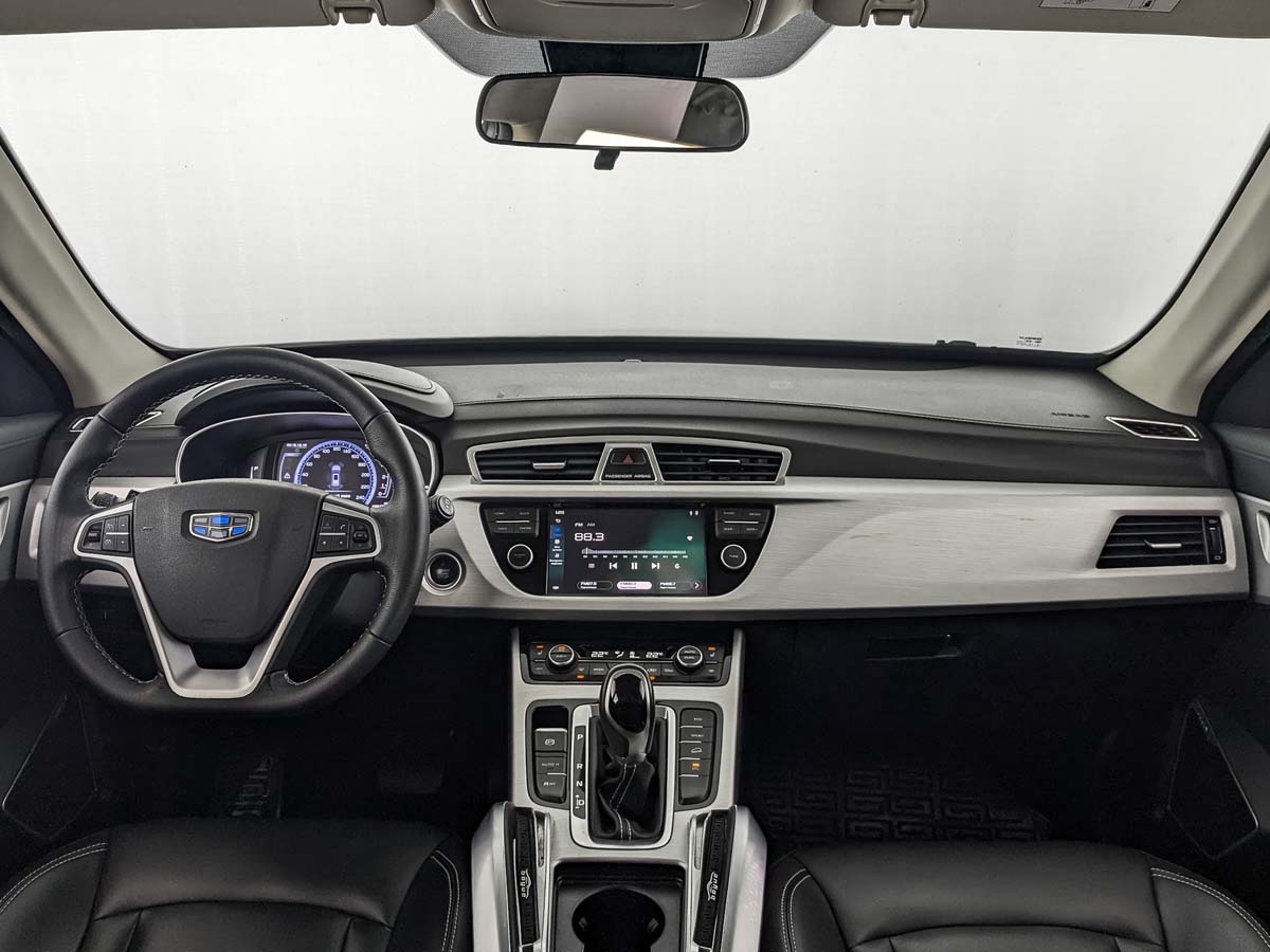 Geely Atlas