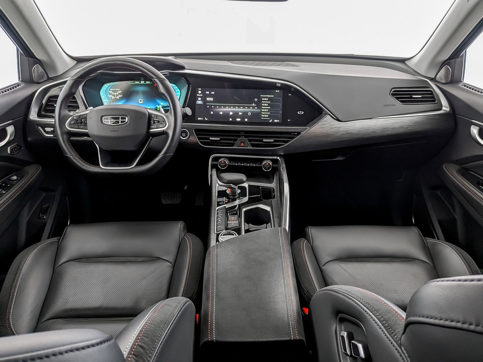 Geely Tugella