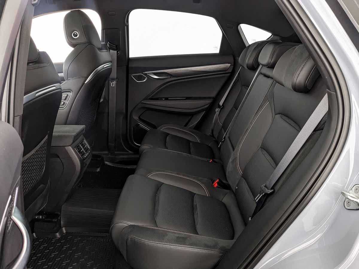 Geely Tugella