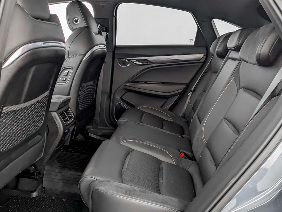Geely Tugella