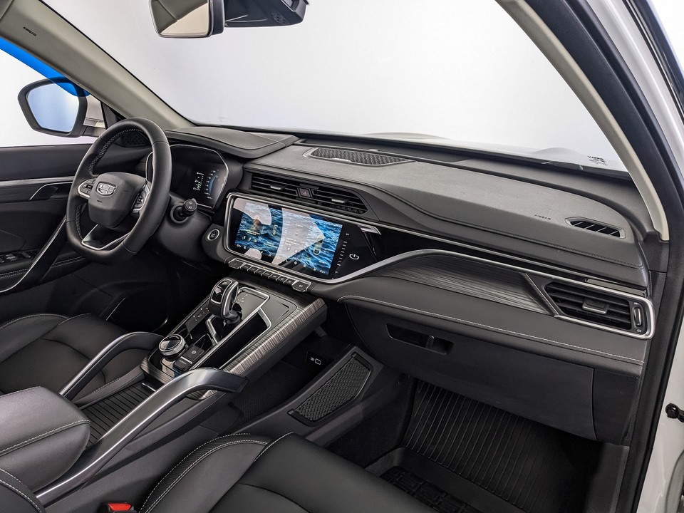 Geely Atlas Pro