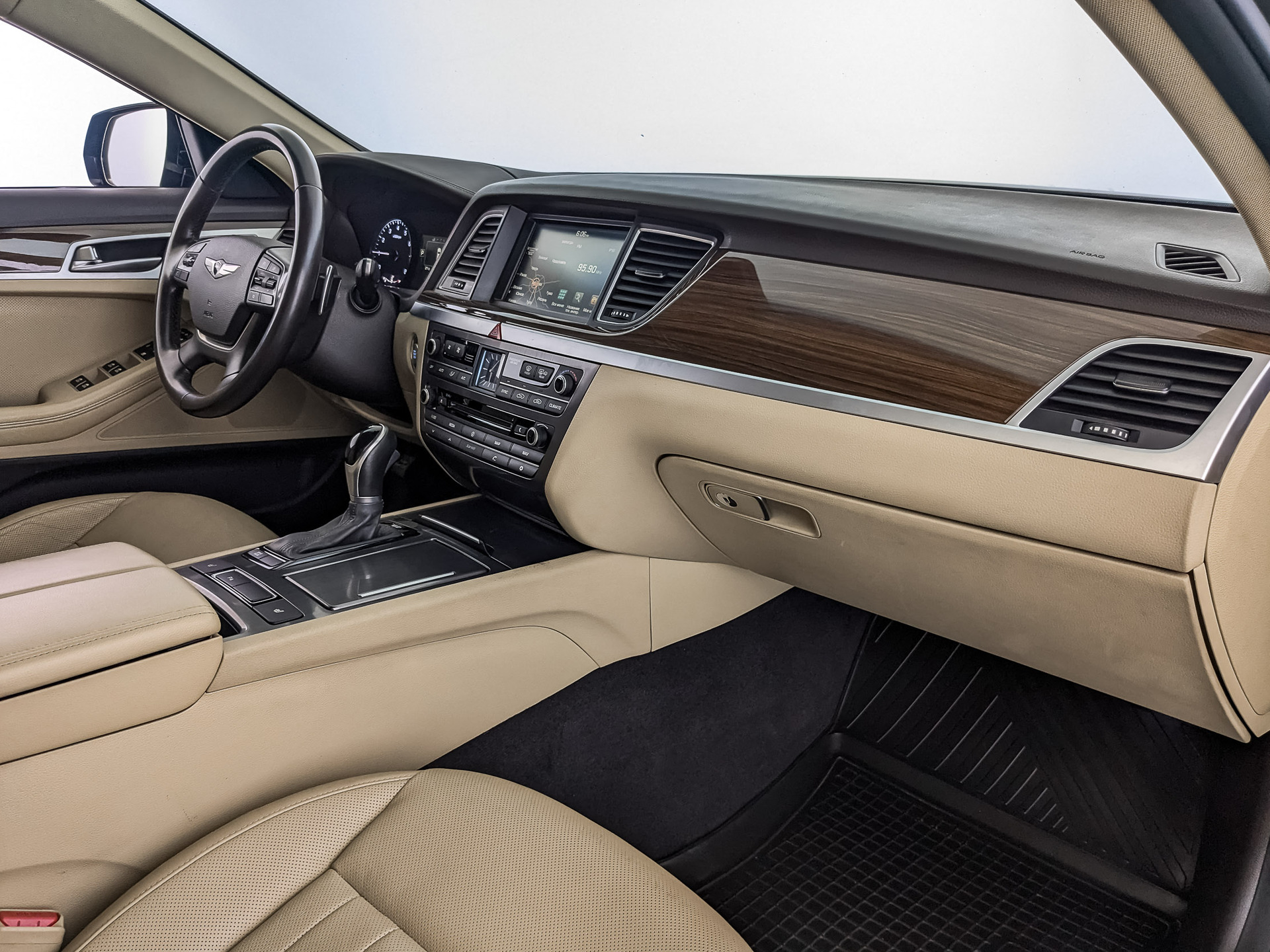 Hyundai Genesis
