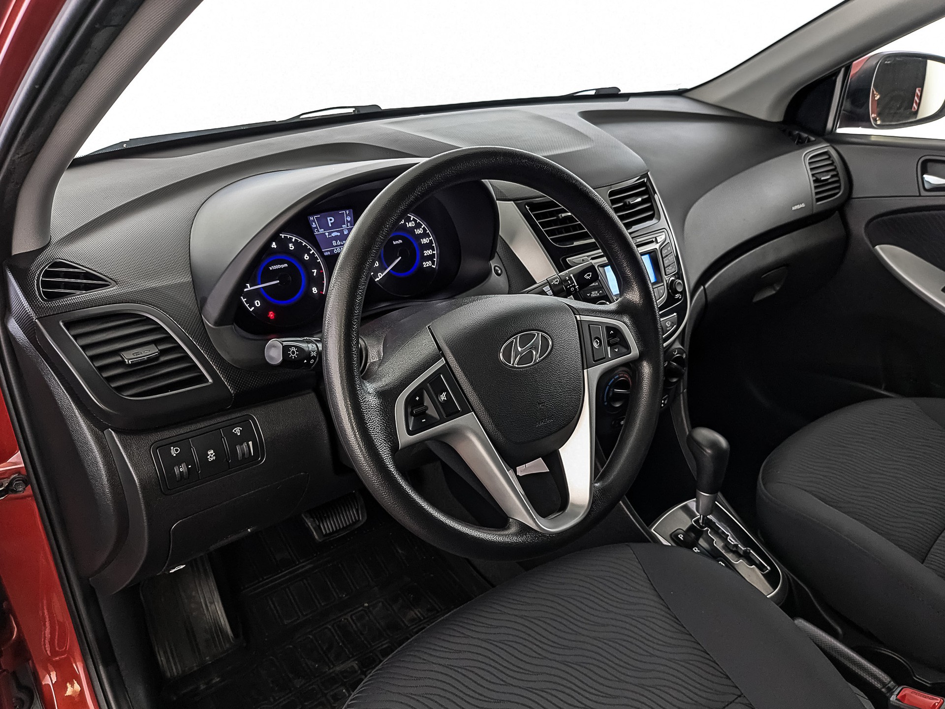 Hyundai Solaris