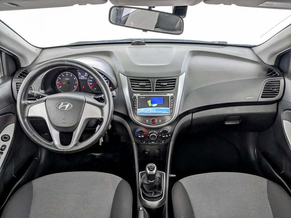 Hyundai Solaris