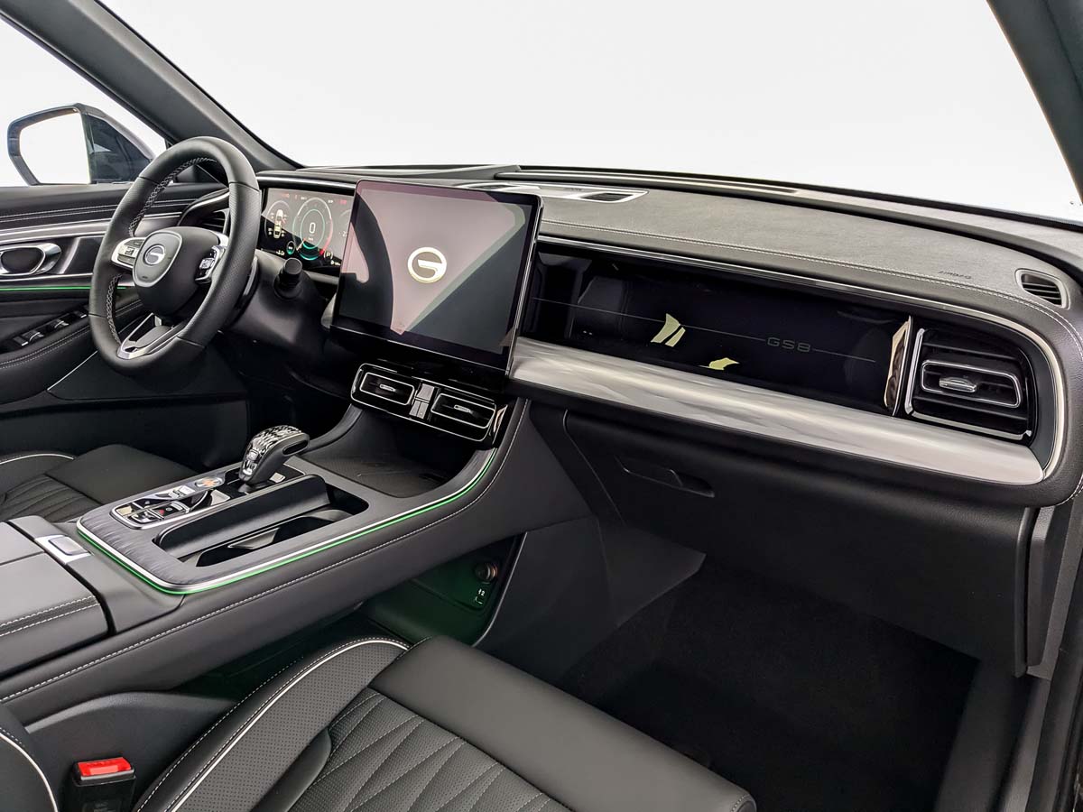 GAC GS8