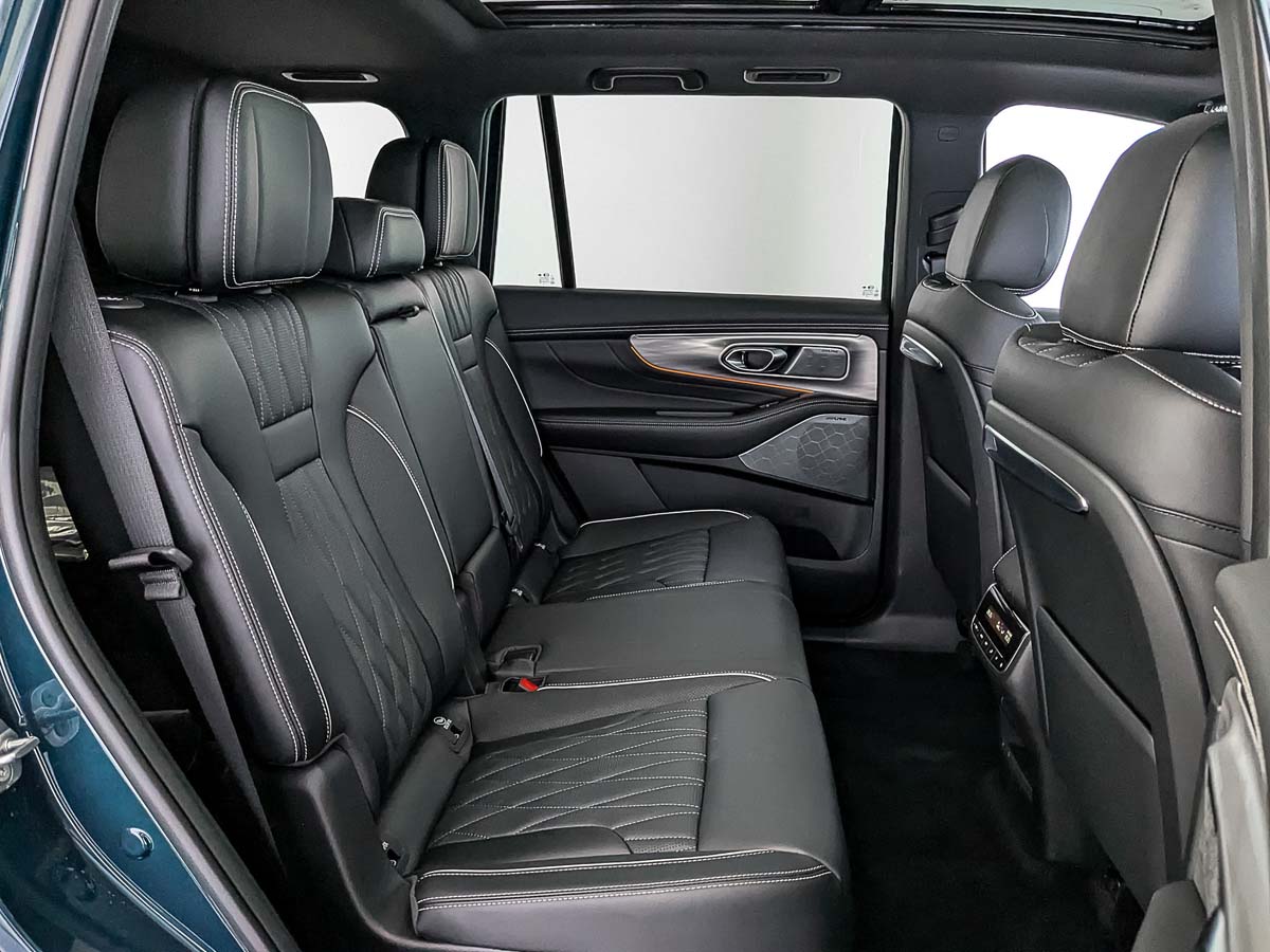 GAC GS8