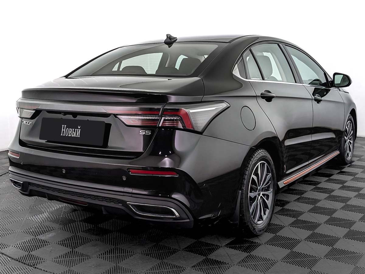 Omoda S5