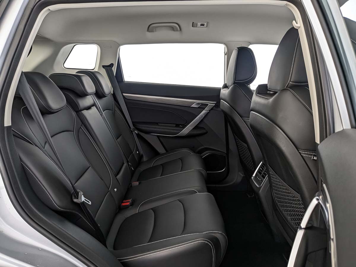 Geely Atlas Pro